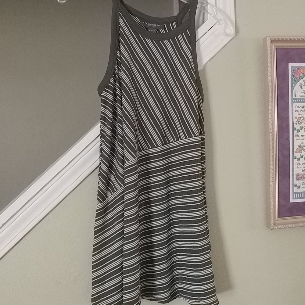 A PEA IN THE POD Maternity Knit Tunic Top M